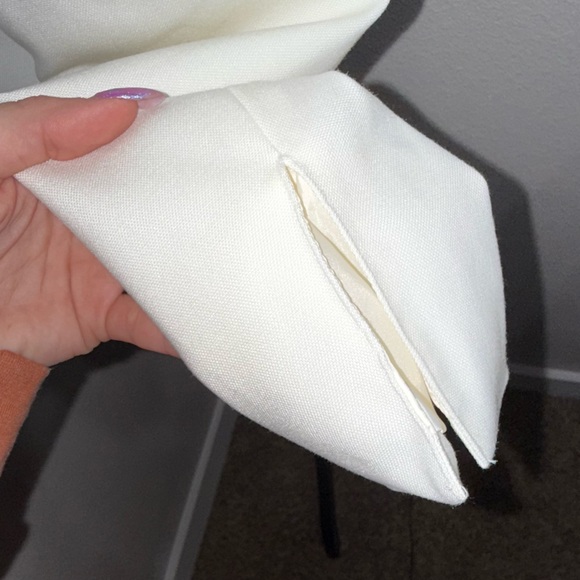 H&M Elegant Cream Women's Blazer- Size 6‎ - Picture 6 of 9